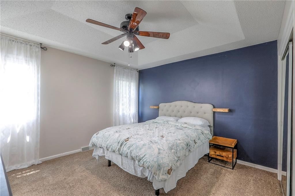 Photo 23 of 40 - 1921 SW 4th Street