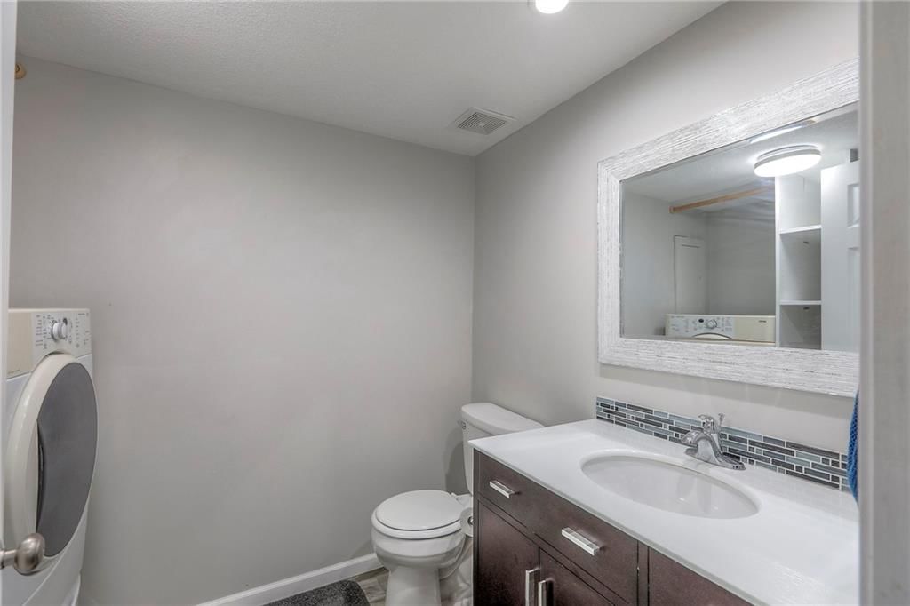 Photo 32 of 40 - 1921 SW 4th Street