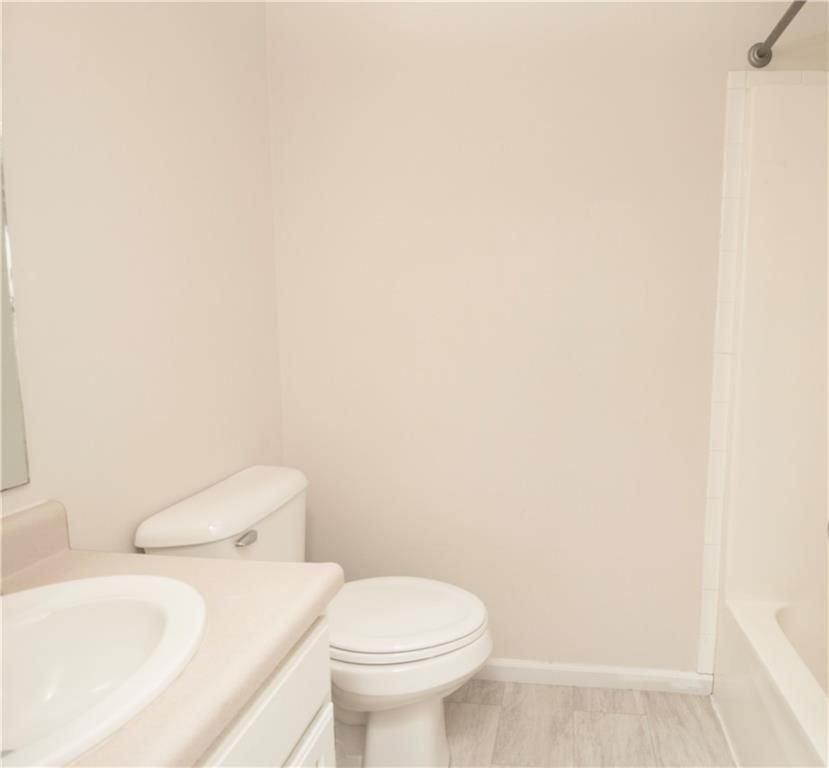 Photo 7 of 15 - 1705 Sycamore Court