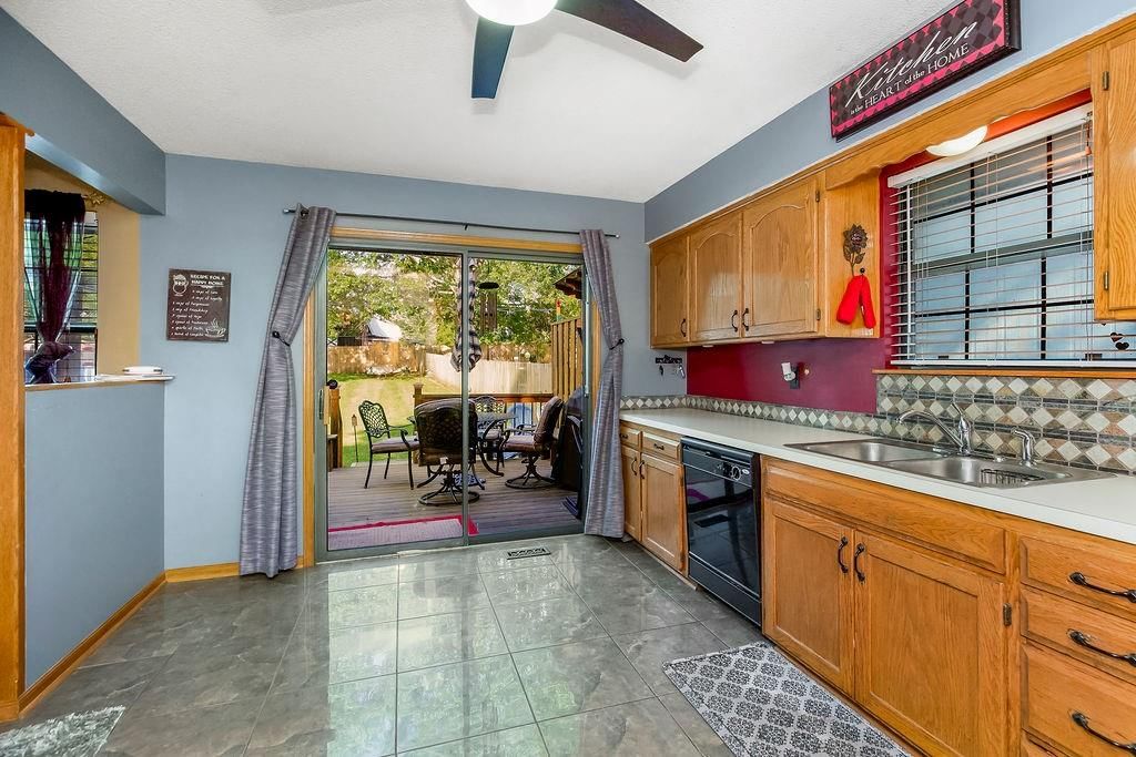 Photo 10 of 35 - 412 NW 36th Street Terrace