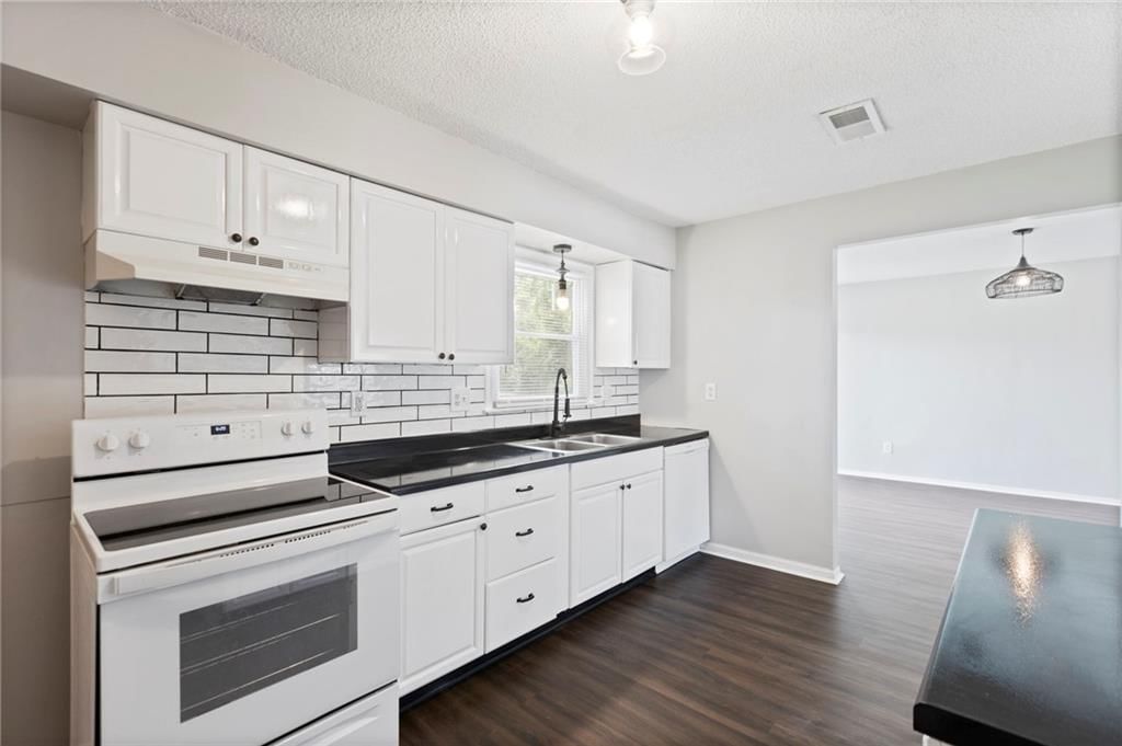 1313 S Clark Avenue — photo 5