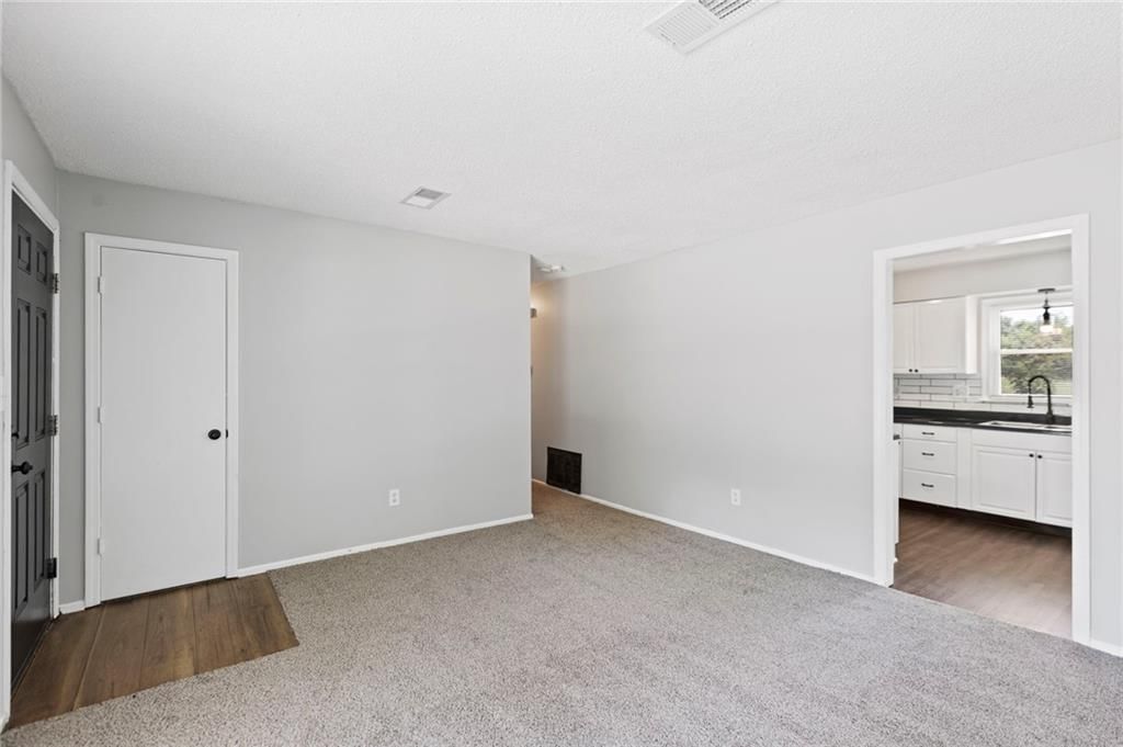 1313 S Clark Avenue — photo 10