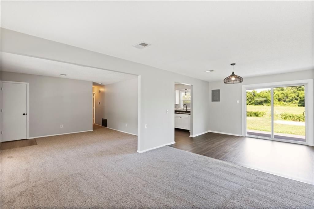 1313 S Clark Avenue — photo 14