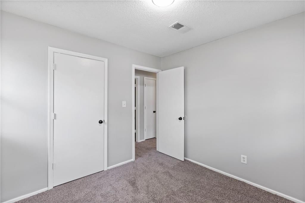 1313 S Clark Avenue — photo 21