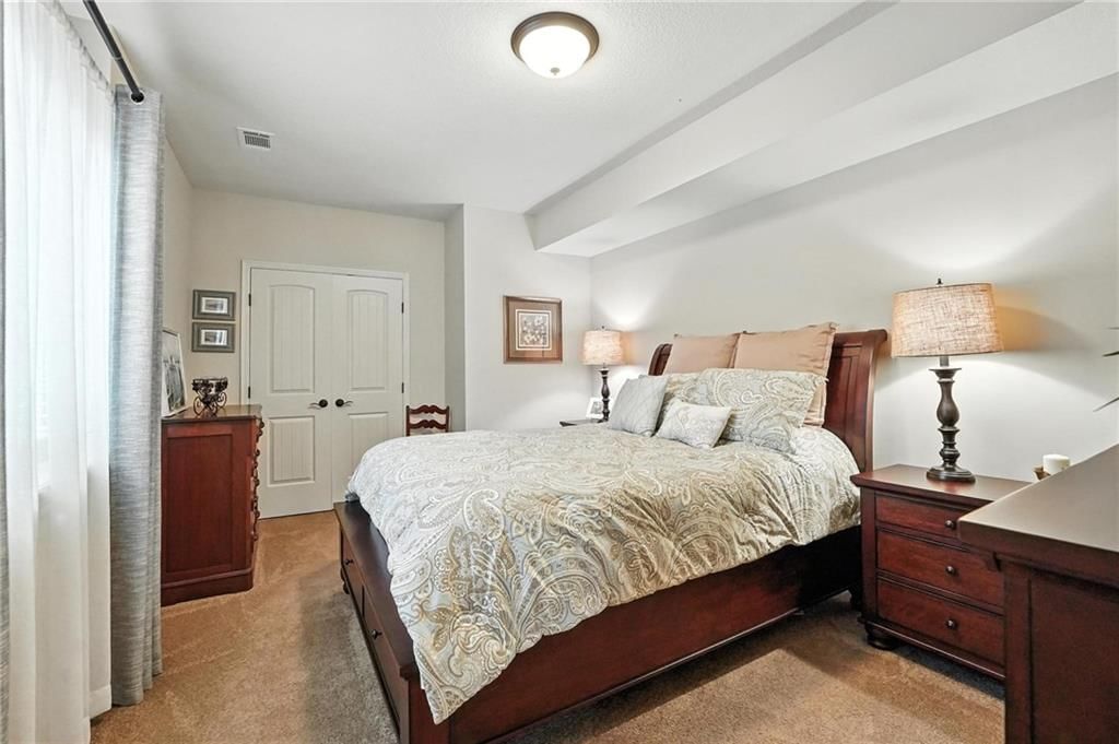 11528 S Waterford Drive — photo 32