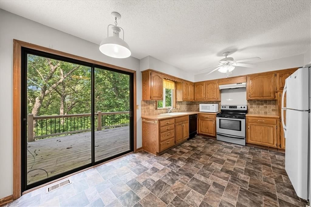 17428 W 70th Street — photo 15