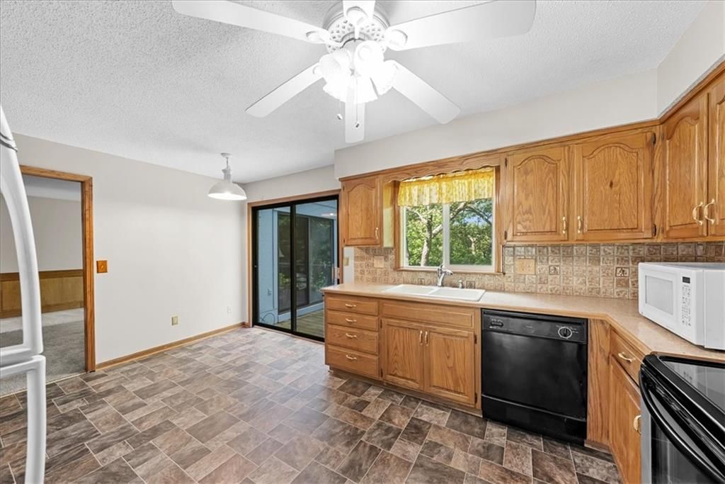 17428 W 70th Street — photo 16