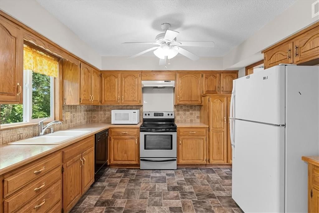 17428 W 70th Street — photo 17