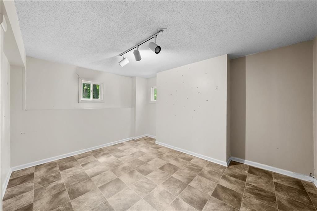 17428 W 70th Street — photo 30