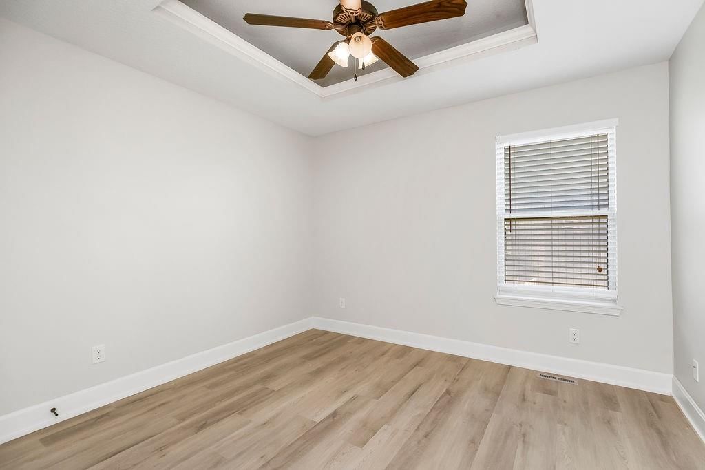 18406 Rock Ridge North N/A — photo 11
