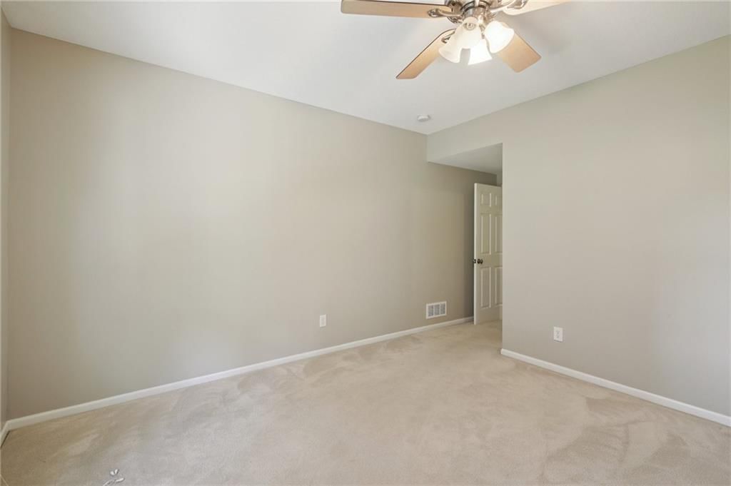 18941 Ward Parkway — photo 31