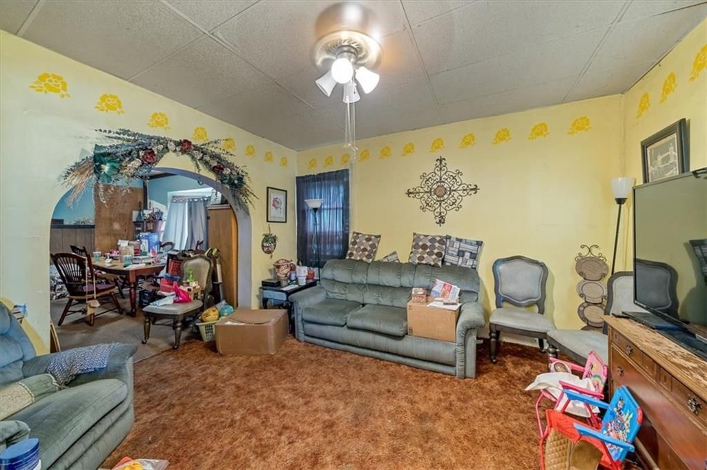 3011 Holmes Street — photo 3