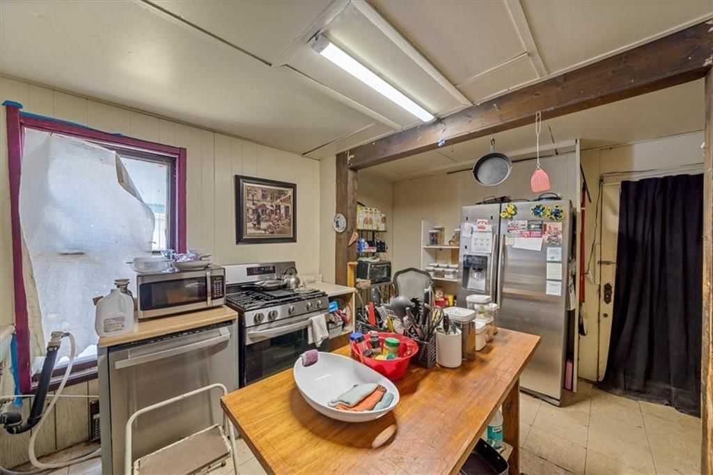 3011 Holmes Street — photo 8