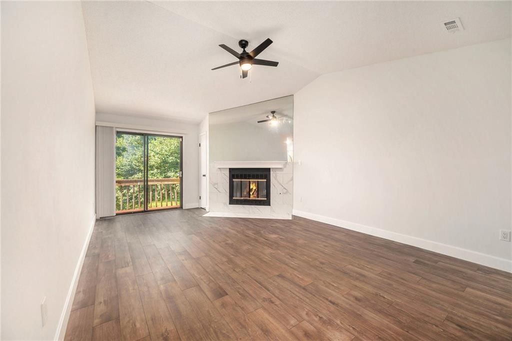 8143 Holmes Road — photo 4