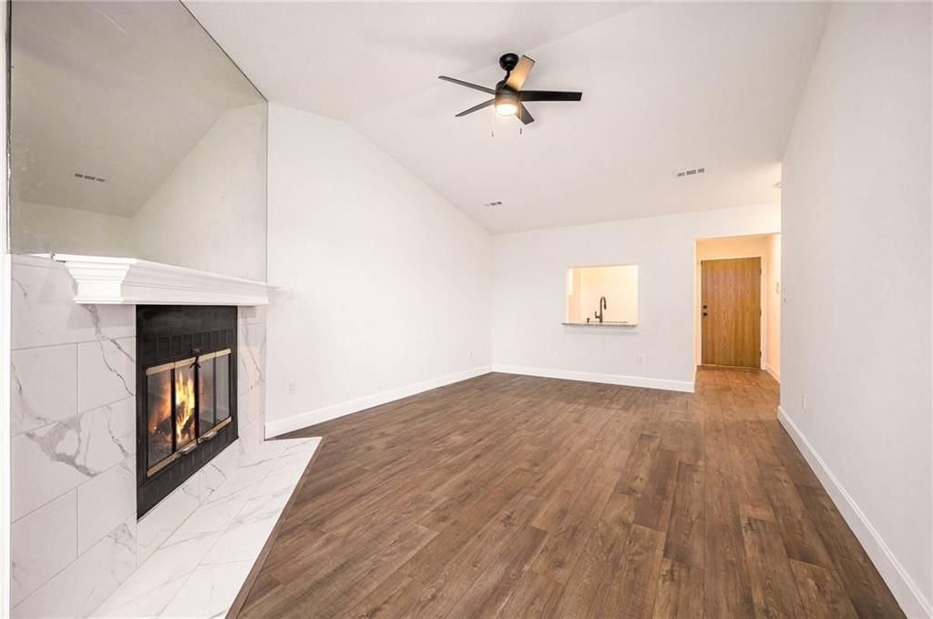 8143 Holmes Road — photo 5