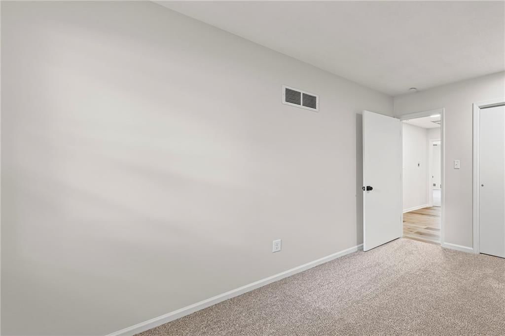 Photo 28 of 47 - 8900 E 81st Street
