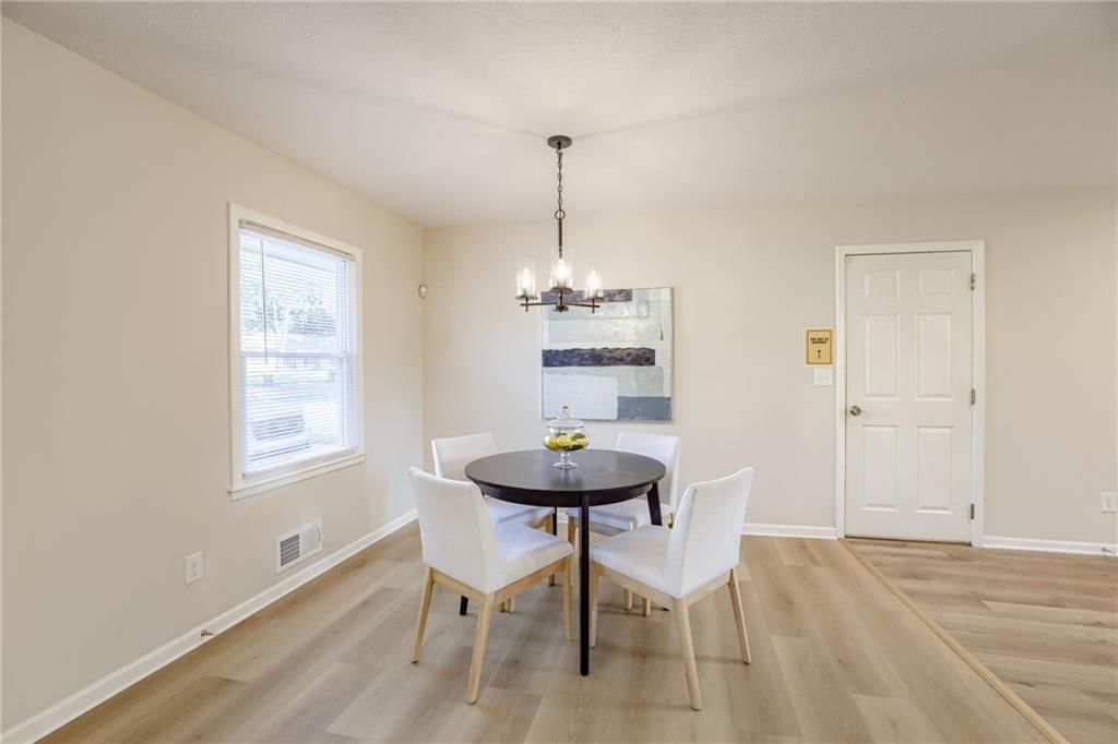 10201 Hillcrest Road — photo 5