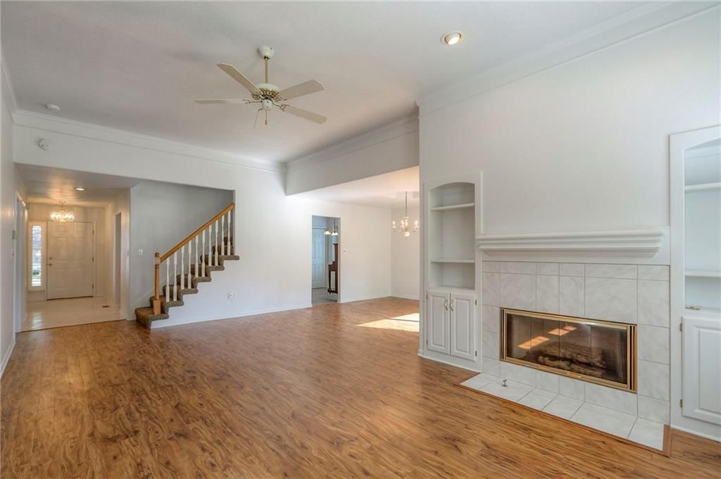 Photo 7 of 38 - 8817 Larson Avenue