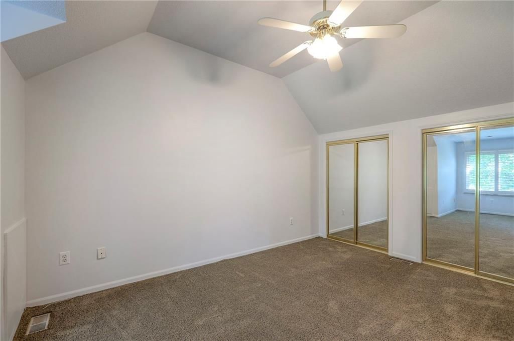 Photo 33 of 38 - 8817 Larson Avenue