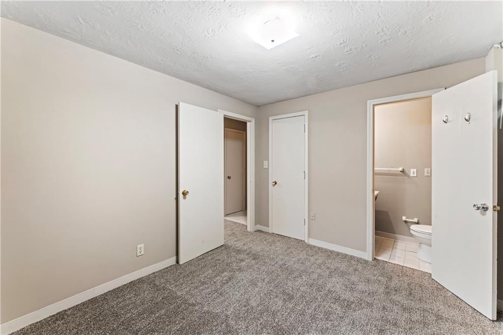 12912-12914 Beacon Avenue — photo 32