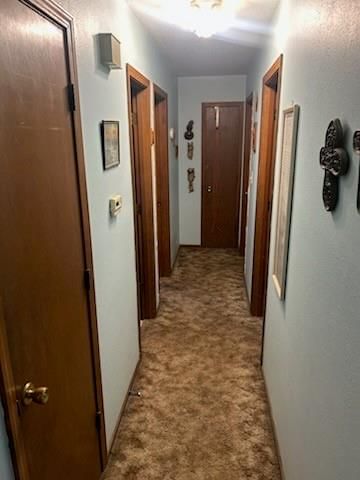 Photo 9 of 11 - 1907 N Grove Drive