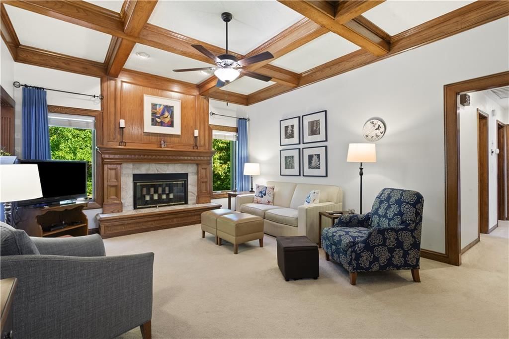 Photo 13 of 35 - 1632 NE Westwind Drive
