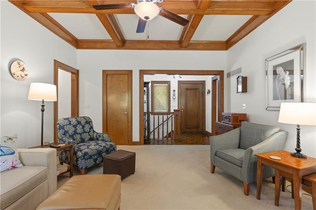 Photo 15 of 35 - 1632 NE Westwind Drive
