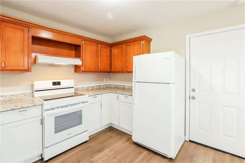 5205 N Richmond Avenue — photo 9
