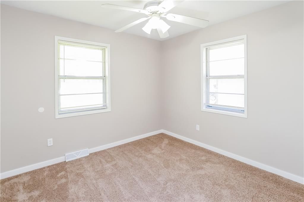 5205 N Richmond Avenue — photo 10