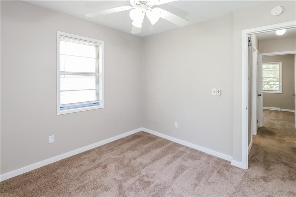 5205 N Richmond Avenue — photo 11