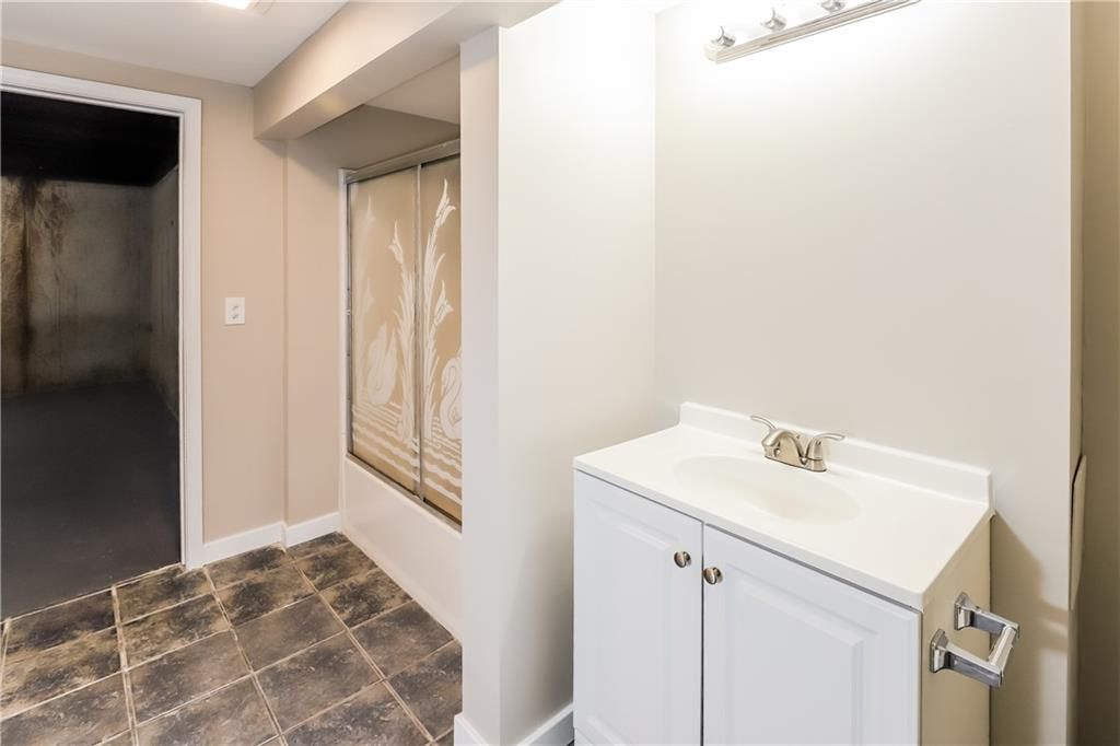 5205 N Richmond Avenue — photo 13