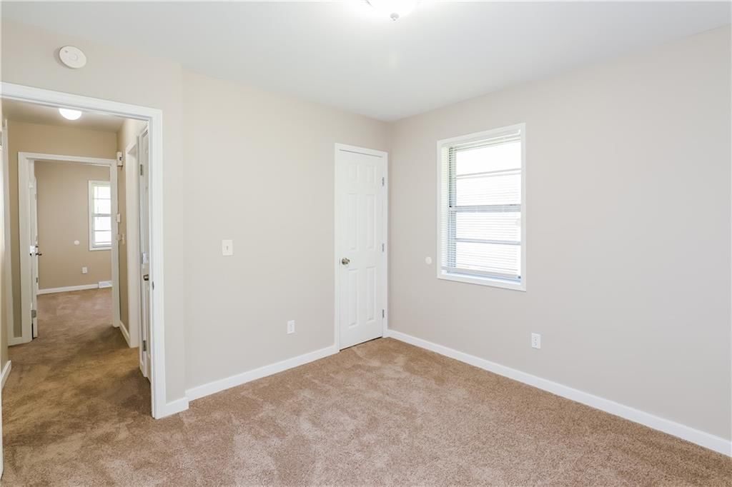 5205 N Richmond Avenue — photo 15