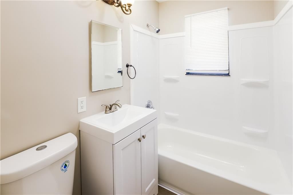 5205 N Richmond Avenue — photo 17