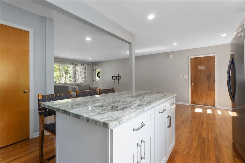 442 Circle Drive — photo 4
