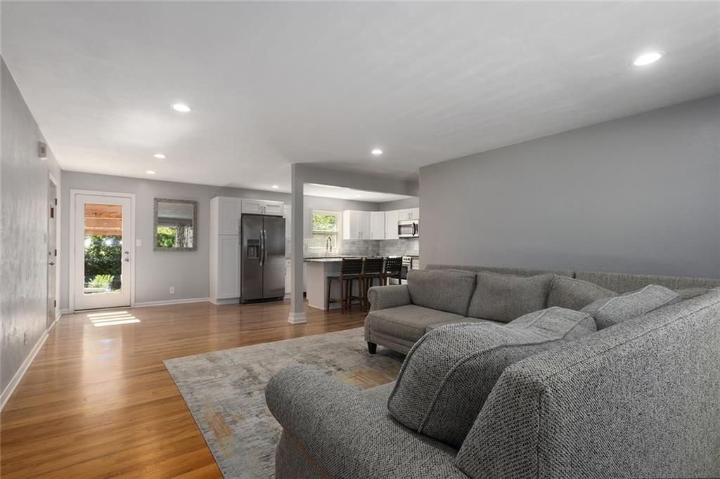 442 Circle Drive — photo 6