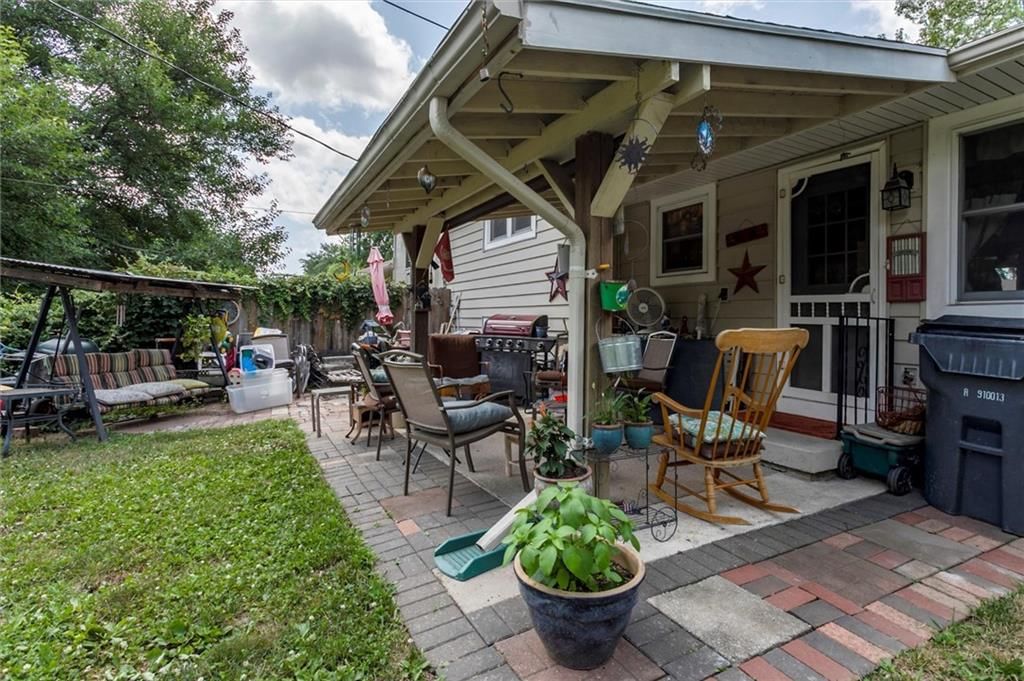 Photo 16 of 19 - 314 N Normandy Street