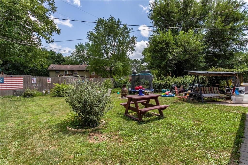 Photo 18 of 19 - 314 N Normandy Street