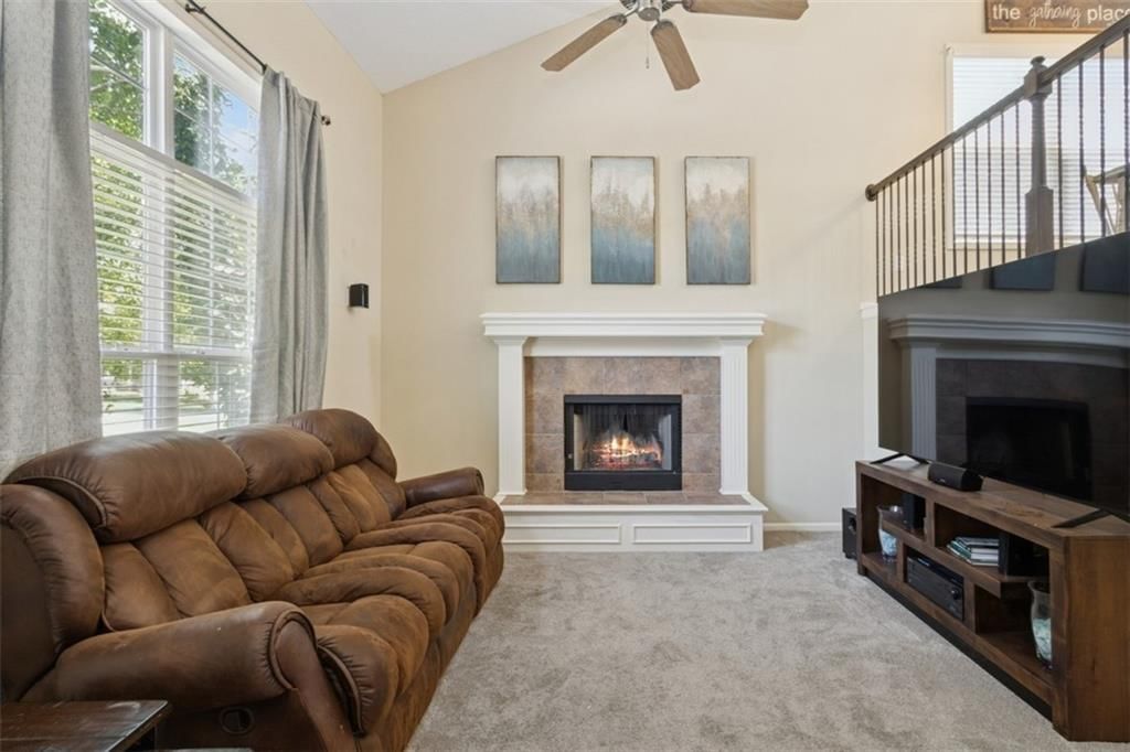 Photo 6 of 27 - 16133 W 157th Street