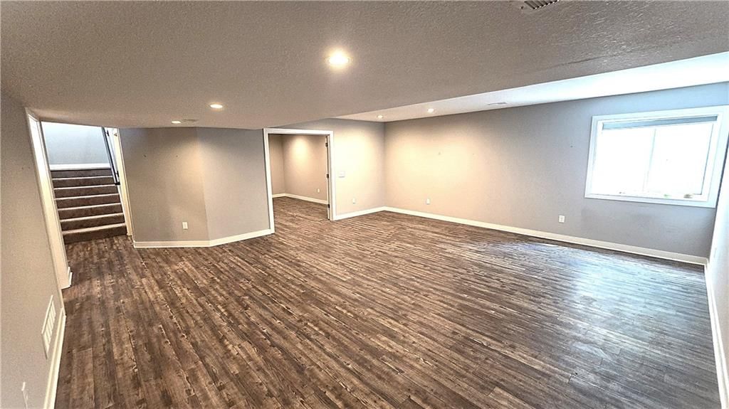 1201 Mesa Drive — photo 17