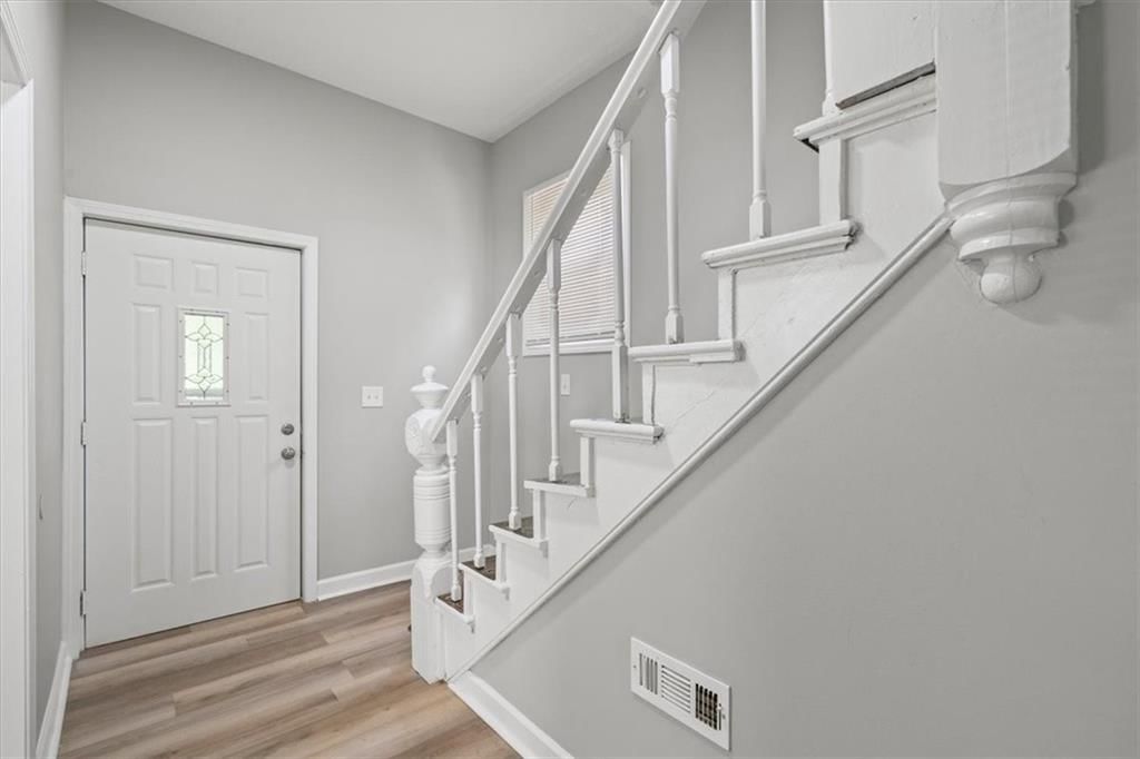 3543 Flora Avenue — photo 5