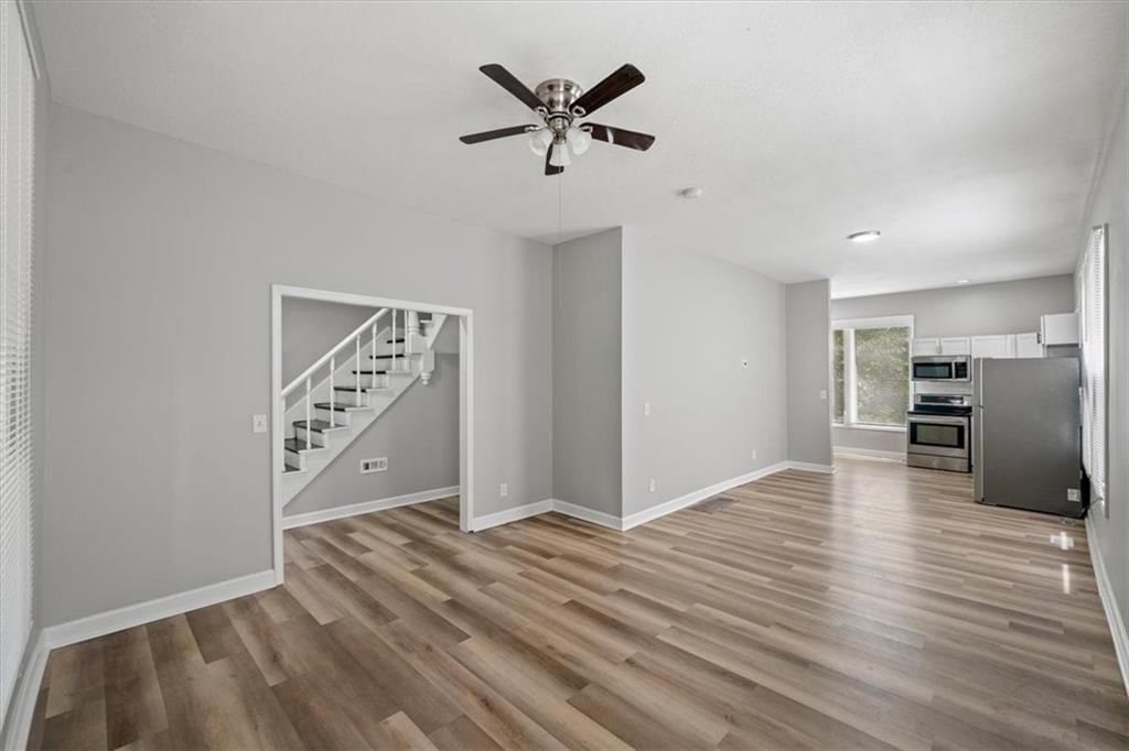 3543 Flora Avenue — photo 8