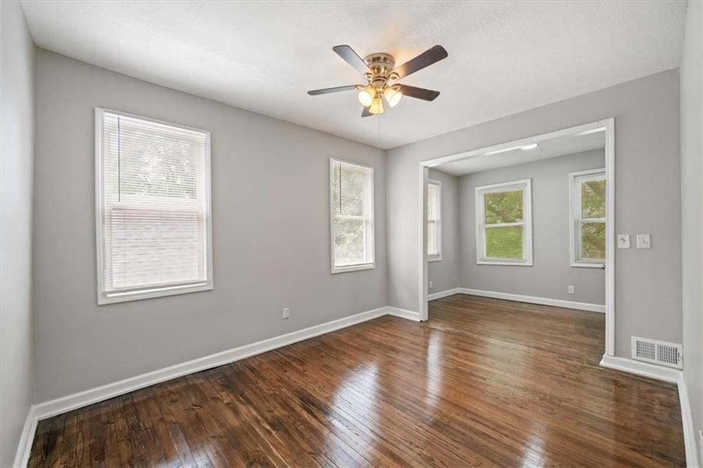 3543 Flora Avenue — photo 18