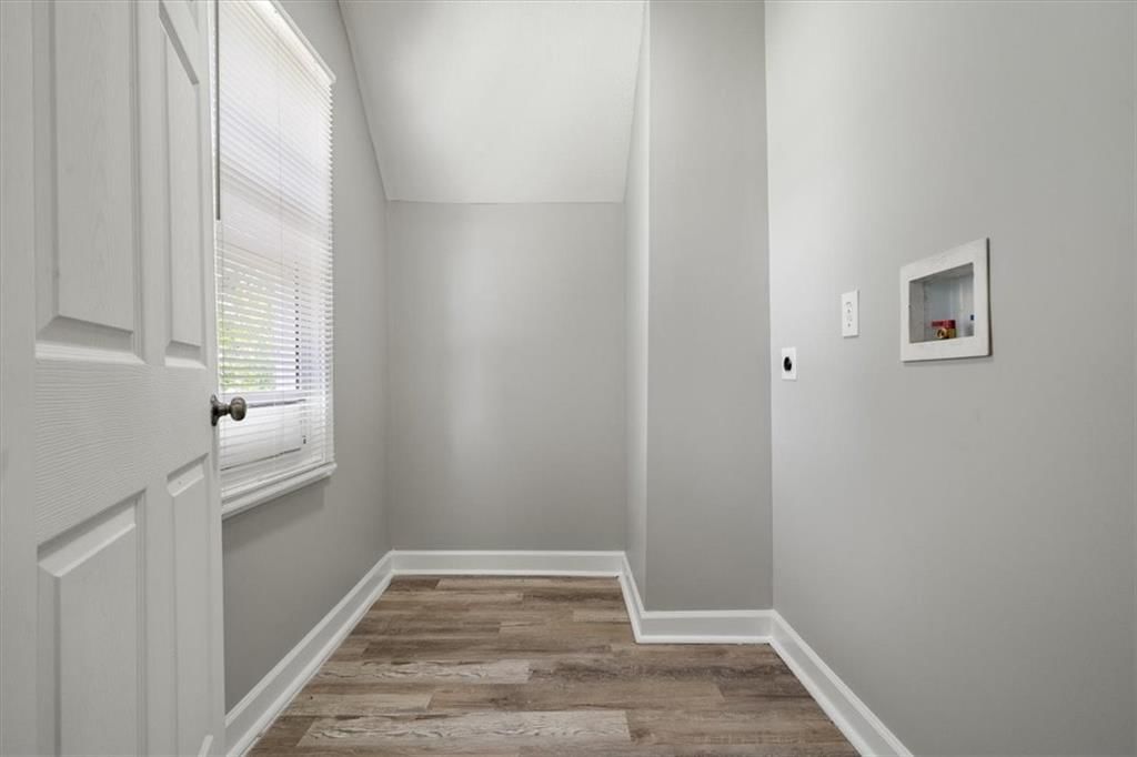 3543 Flora Avenue — photo 25