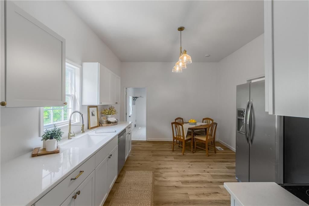 1718 Main Street — photo 7