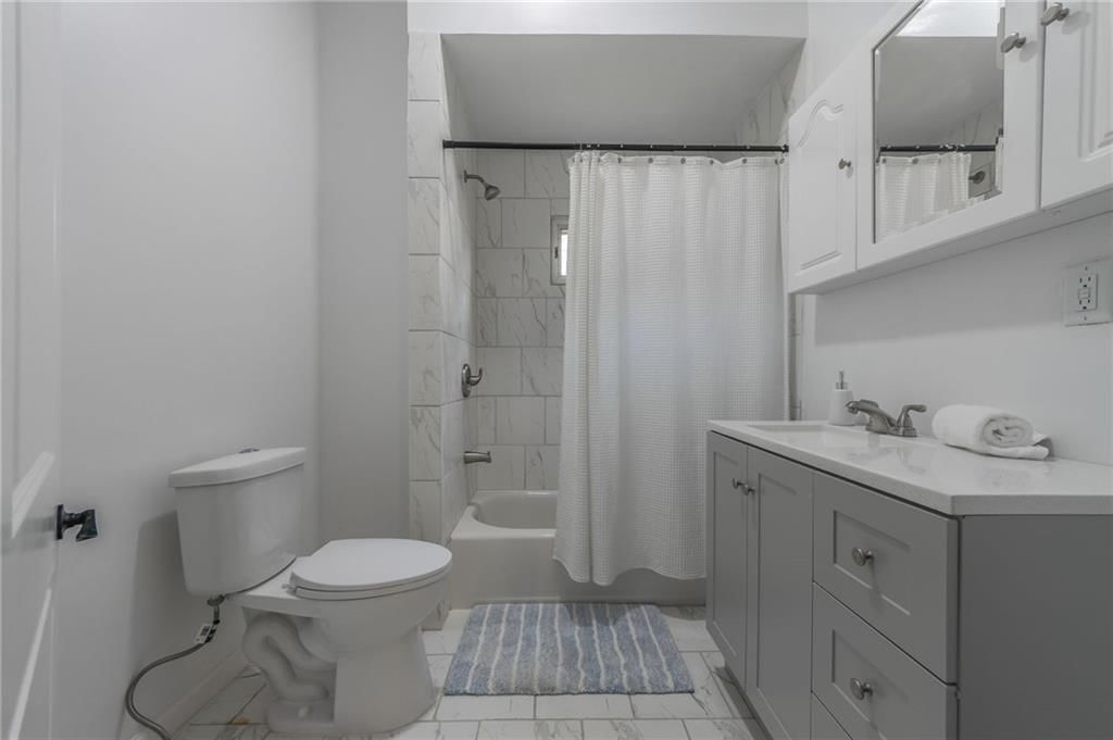 1718 Main Street — photo 15