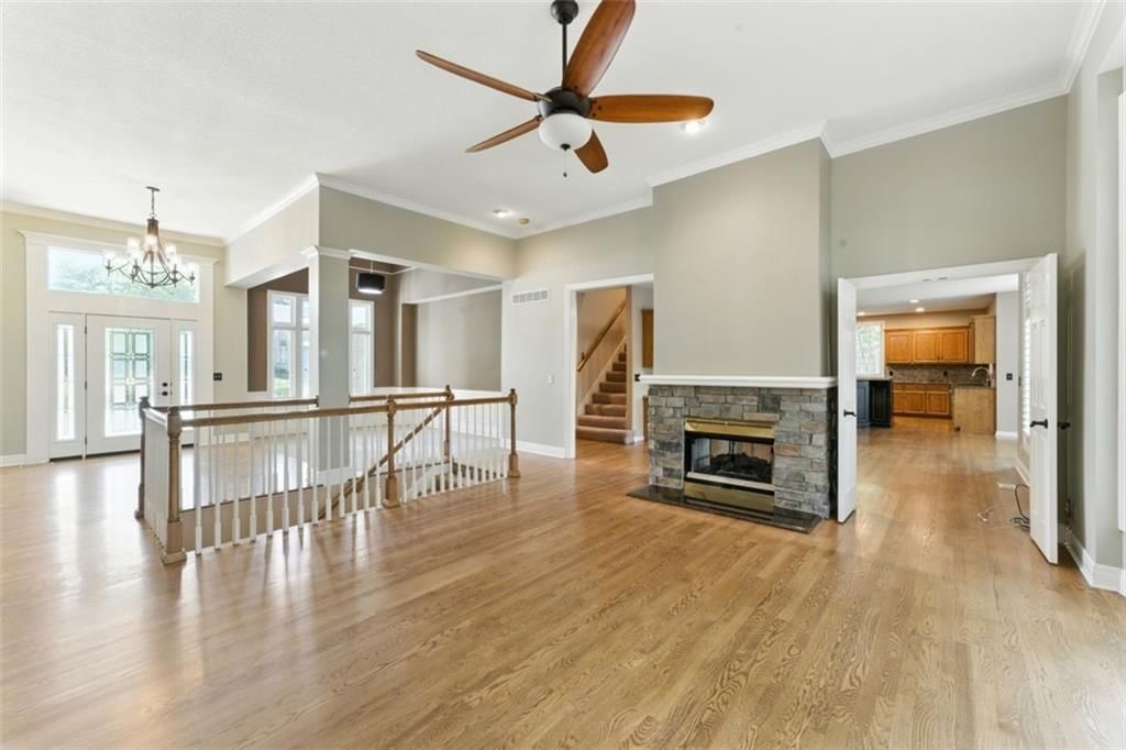 Photo 15 of 22 - 15035 W 128th Street