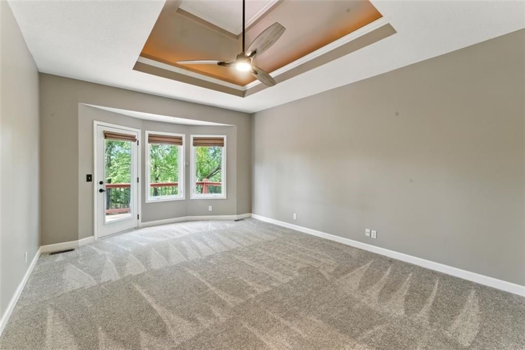 Photo 16 of 22 - 15035 W 128th Street