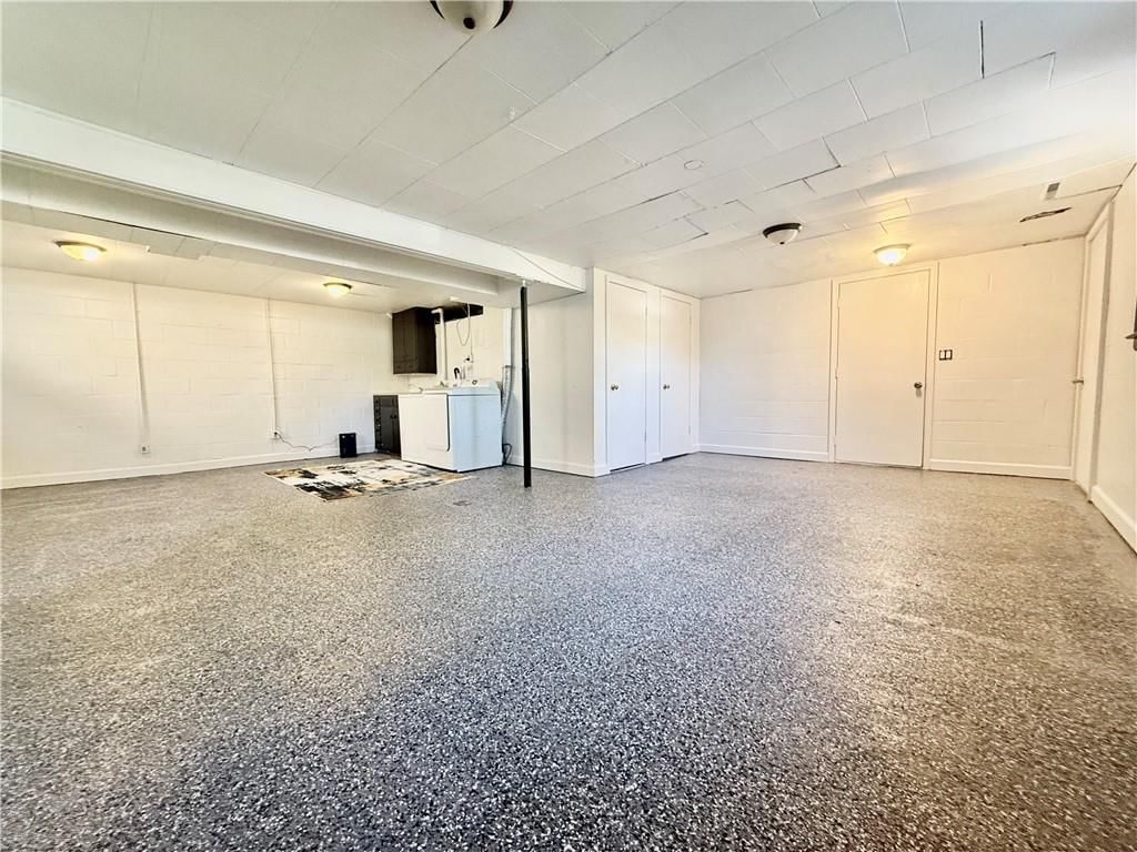 1303 E 3RD Street — photo 13