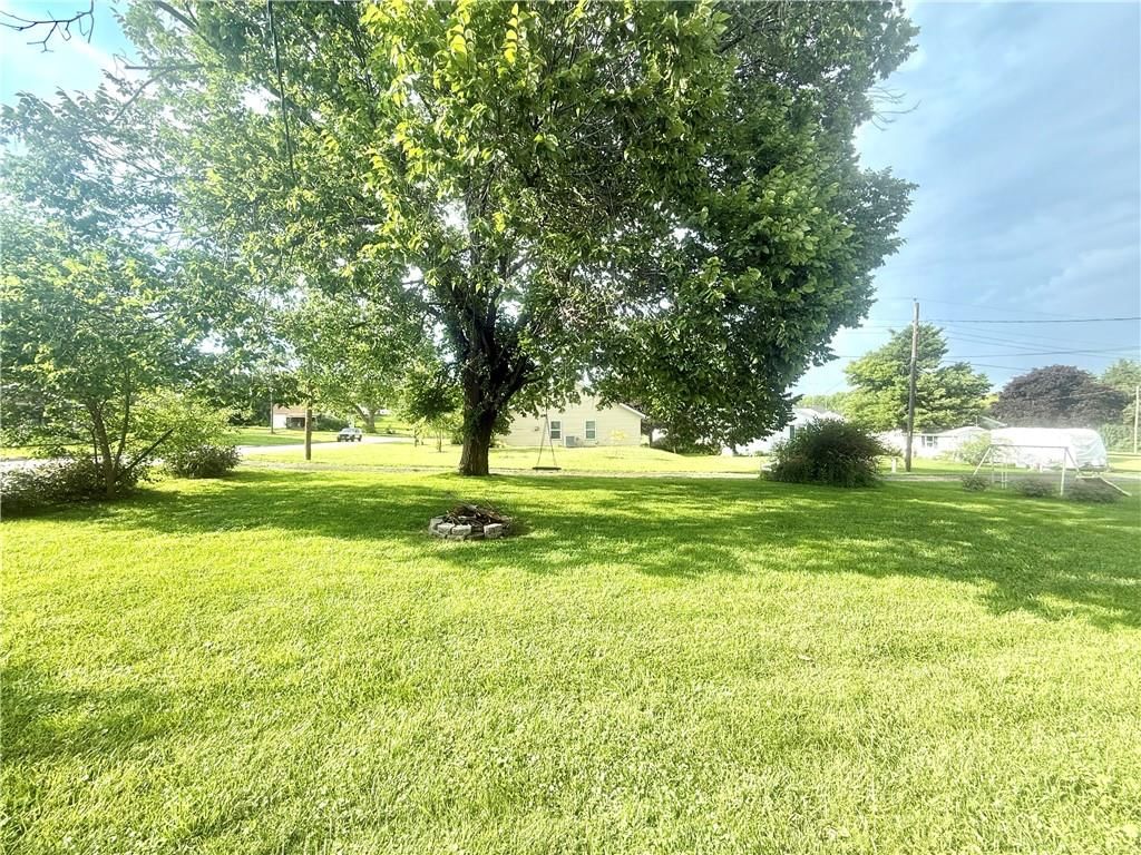1303 E 3RD Street — photo 17
