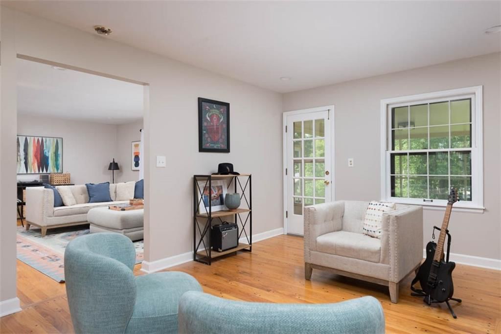 Photo 17 of 50 - 4714 NE Chouteau Drive